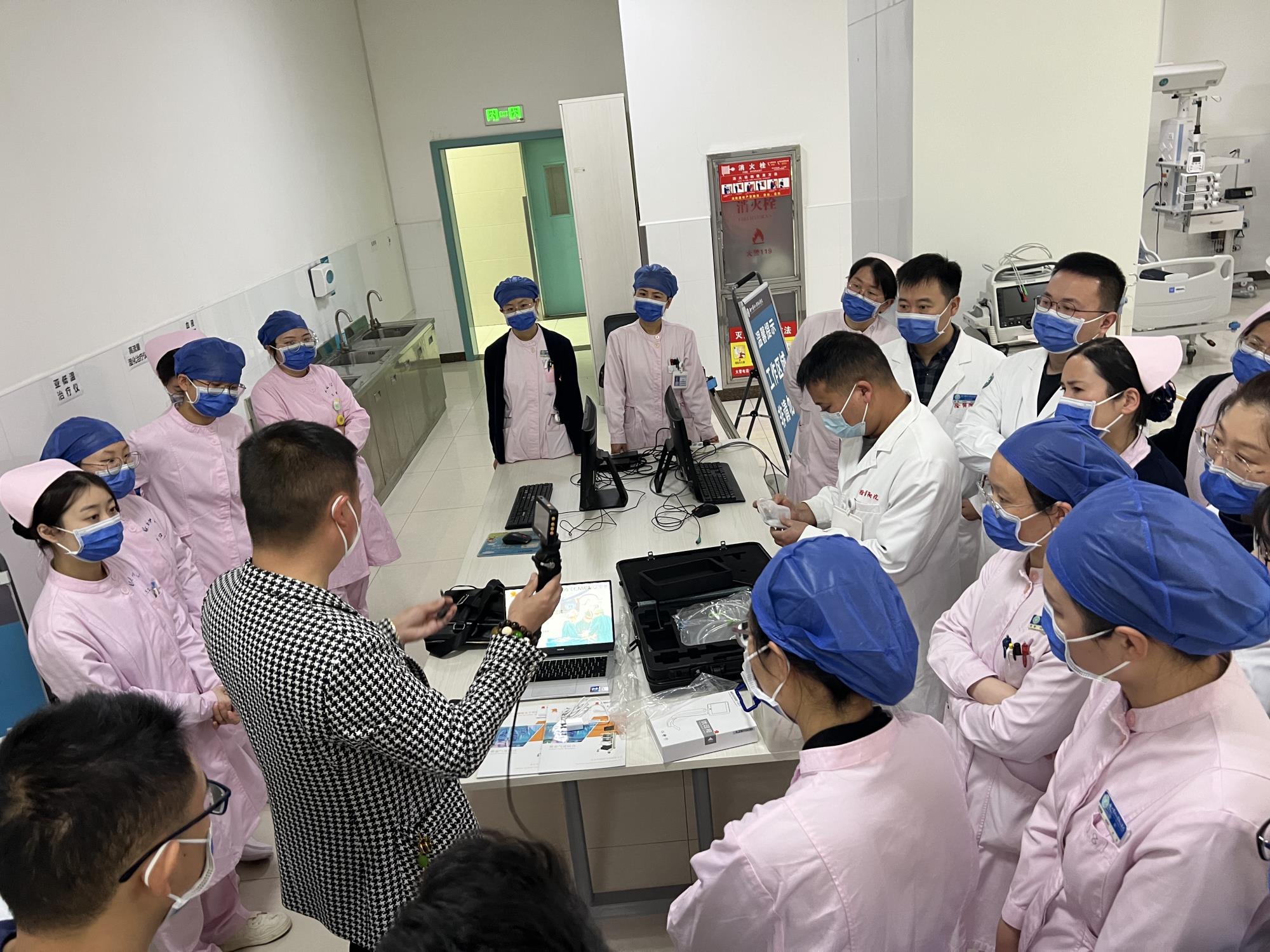 选择电子支气管镜时要考虑哪些因素？